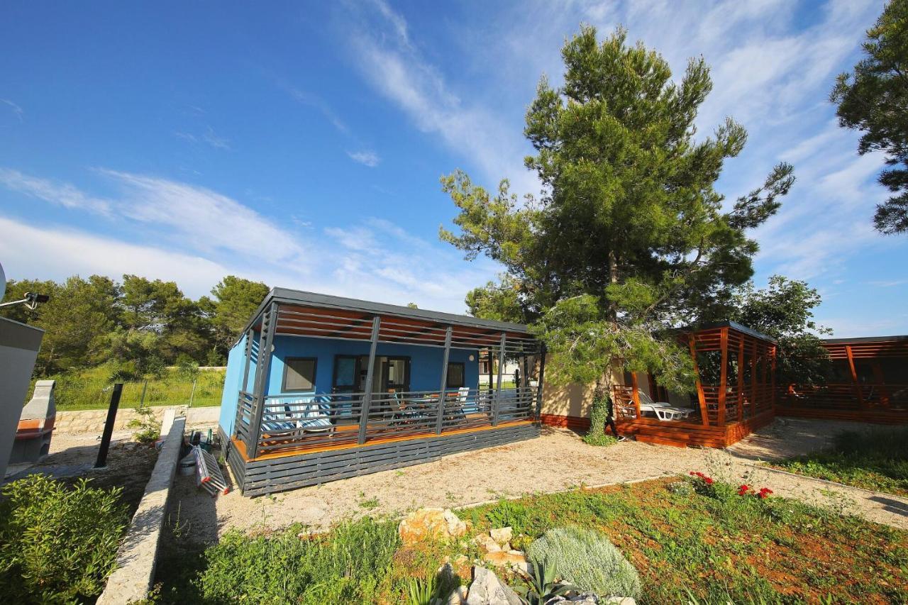 Mobile home Safir Biograd Na Moru Esterno foto