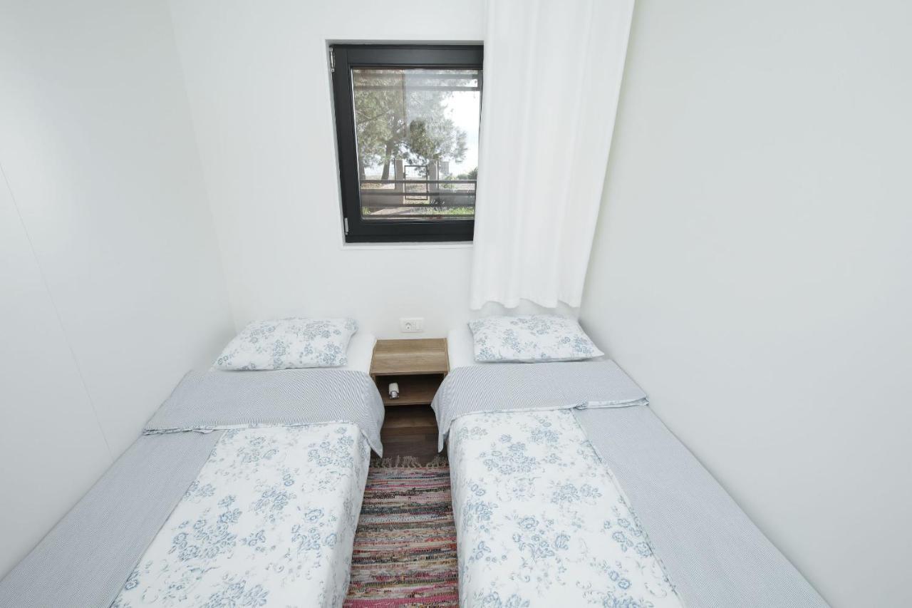 Mobile home Safir Biograd Na Moru Esterno foto