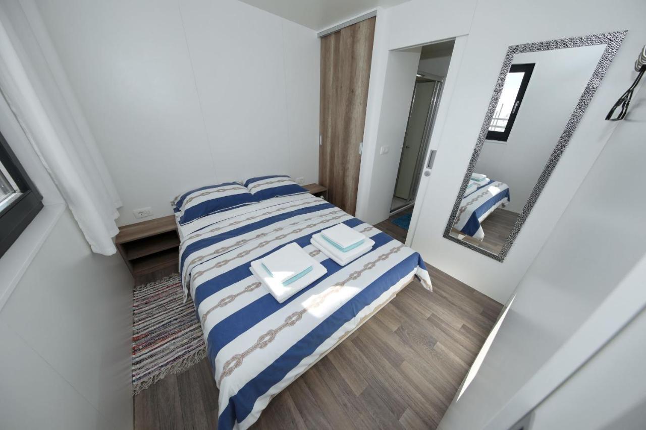 Mobile home Safir Biograd Na Moru Esterno foto